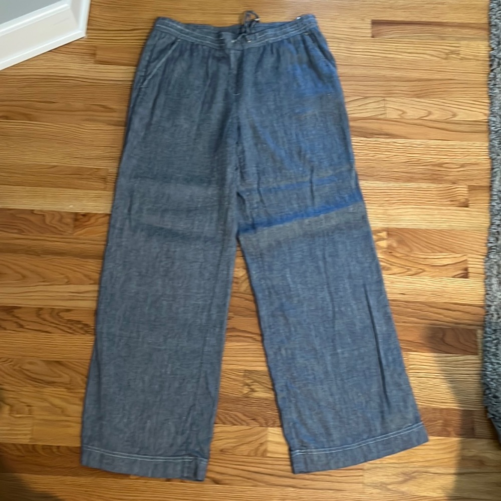 Jones New York Linen and cotton wide leg drawstring pant. Size 12.